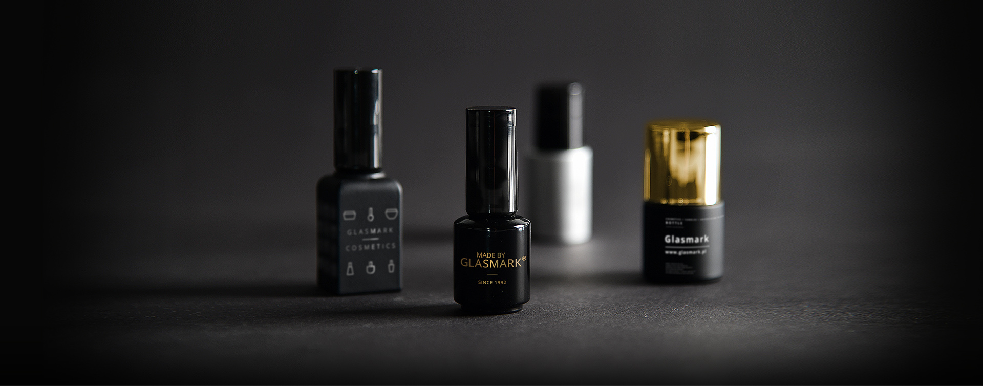 <span>PROFESJONALNE ZDOBIENIE SZKŁA I CERAMIKI</span>